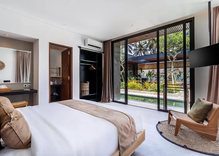 Villa Palm Paradise By Balisuperhost